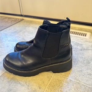 Women’s Black Boots